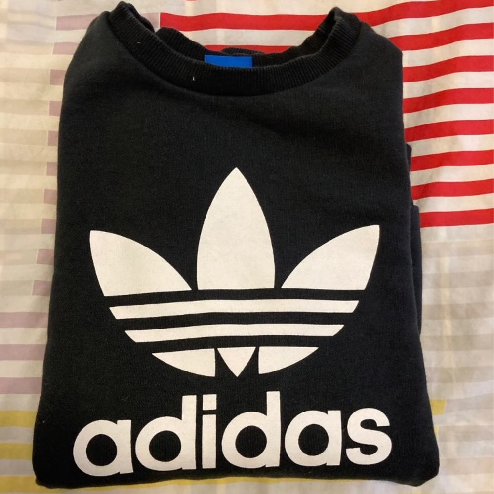 adidas black sweatshirt